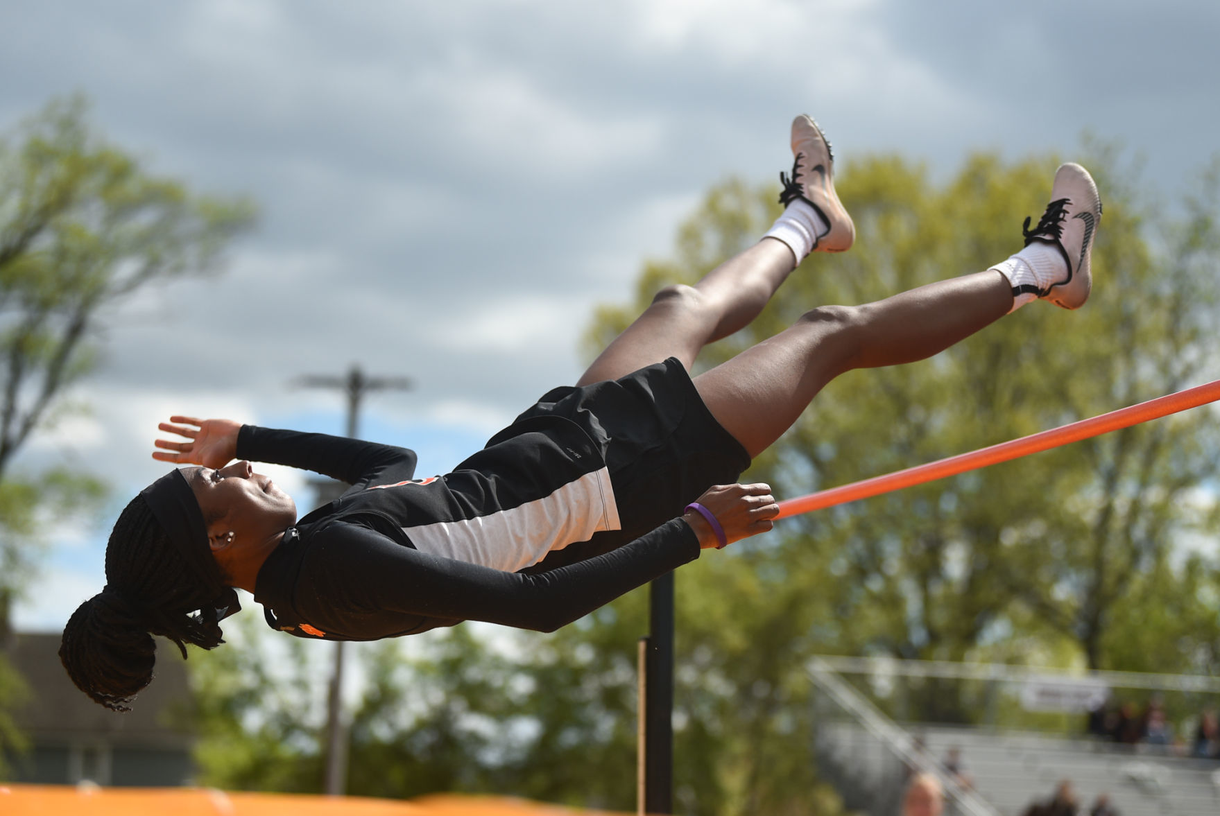 051119-mda-spt-moltrack-003a.JPG
